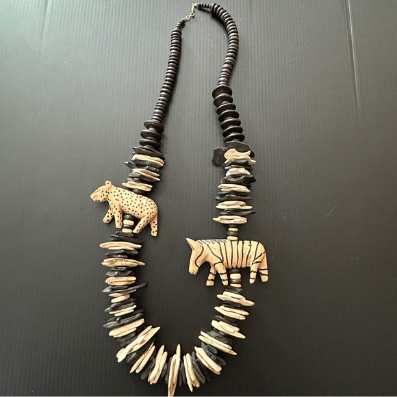 Source Unknown Jewelry - Vintage Tribal Safari Animal‎ Beaded Statement Necklace